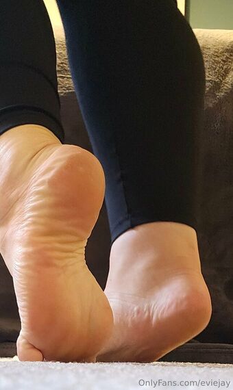 eviejay Nahé Úniky OnlyFans Fotka 3