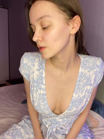 Existencee Nahé Úniky OnlyFans Fotka 8