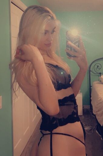 Fainter Nahé Úniky OnlyFans Fotka 5
