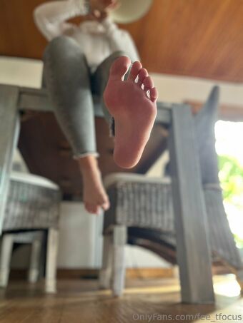 fee_tfocus Nahé Úniky OnlyFans Fotka 15