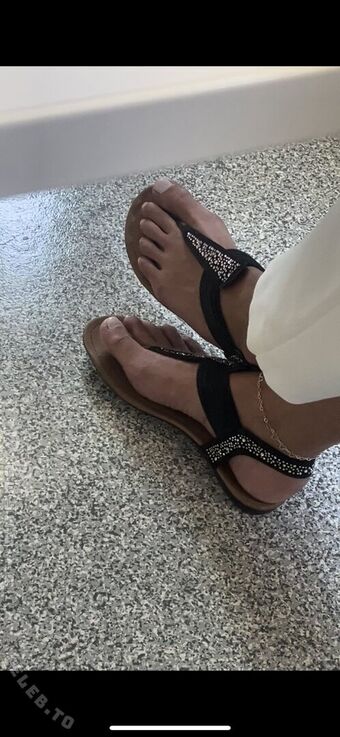 Feets Nahé Úniky OnlyFans Fotka 5