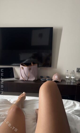 Feets Nahé Úniky OnlyFans Fotka 9
