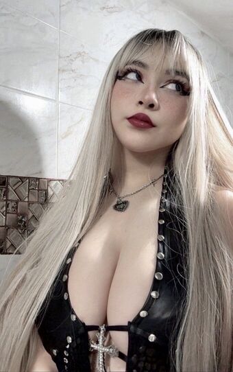 Feezius Nahé Úniky OnlyFans Fotka 30