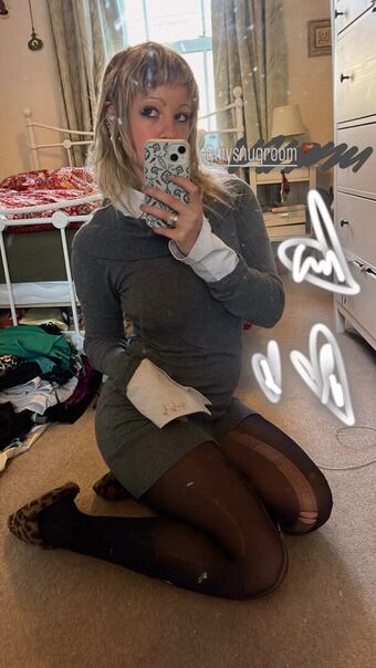 _femalien Nahé Úniky OnlyFans Fotka 60