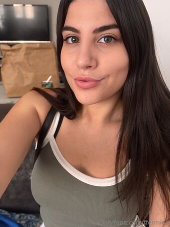 ffermina Nahé Úniky OnlyFans Fotka 18