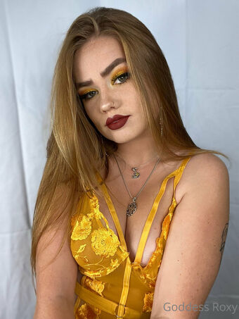 findomroxy1 Nahé Úniky OnlyFans Fotka 39