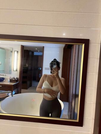 Floralydo / Floraxial / Flora / 杨 晓彤 Nahé Úniky OnlyFans Fotka 28