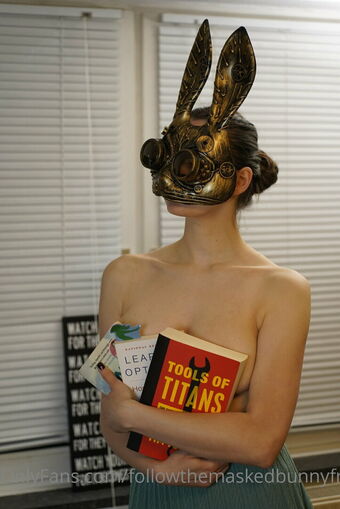 followthemaskedbunnyfree