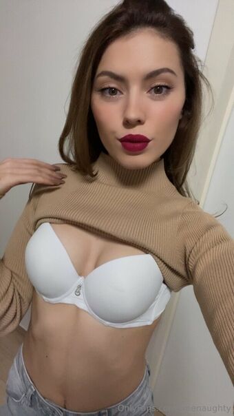 freenaughty Nahé Úniky OnlyFans Fotka 3