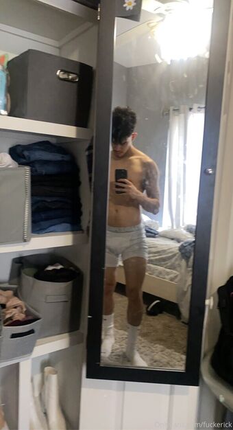 fuckerick Nahé Úniky OnlyFans Fotka 4