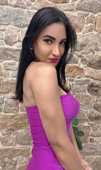 gabi20cm Nahé Úniky OnlyFans Fotka 32