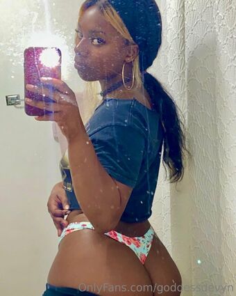 goddessdevyn Nahé Úniky OnlyFans Fotka 19