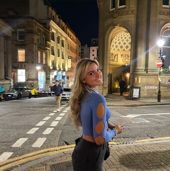 Grace Bidd Nahé Úniky OnlyFans Fotka 7