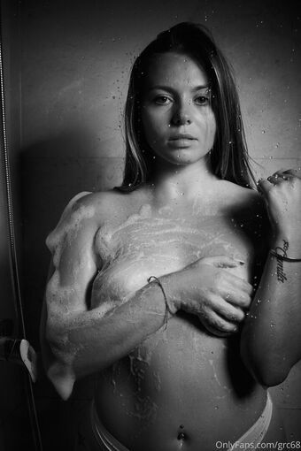 grc68 Nahé Úniky OnlyFans Fotka 4