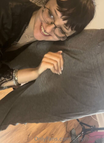 greyfivefine Nahé Úniky OnlyFans Fotka 9