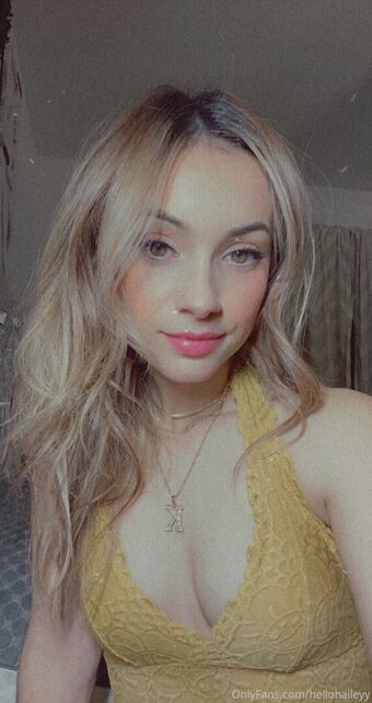 hellohaileyy Nahé Úniky OnlyFans Fotka 15