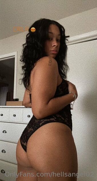 hellsangel02 Nahé Úniky OnlyFans Fotka 5