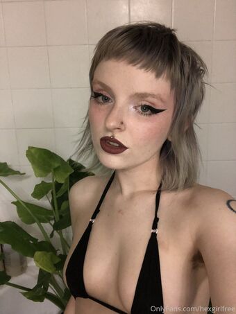 hexgirlfree Nahé Úniky OnlyFans Fotka 9