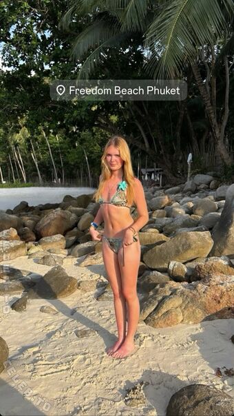 Heylea Nahé Úniky OnlyFans Fotka 21