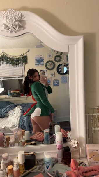 Hotblockchain / Emily Cocea / cryptobaddie1