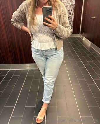 hotwifealexmarie Nahé Úniky OnlyFans Fotka 6