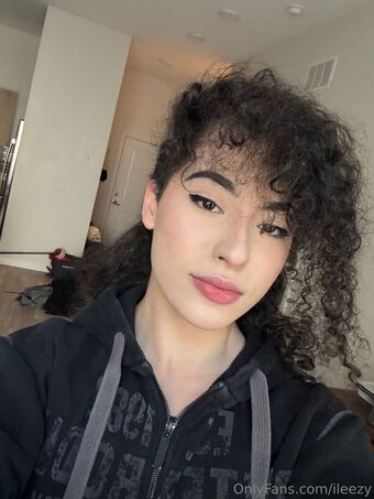 ileezy Nahé Úniky OnlyFans Fotka 16