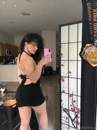 ileezy Nahé Úniky OnlyFans Fotka 19