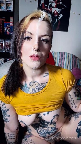 InfinityWhore Nahé Úniky OnlyFans Fotka 3