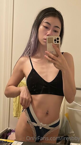 Iresbby Nahé Úniky OnlyFans Fotka 15