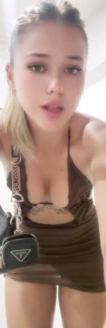 Isabella Sochas Nahé Úniky OnlyFans Fotka 1