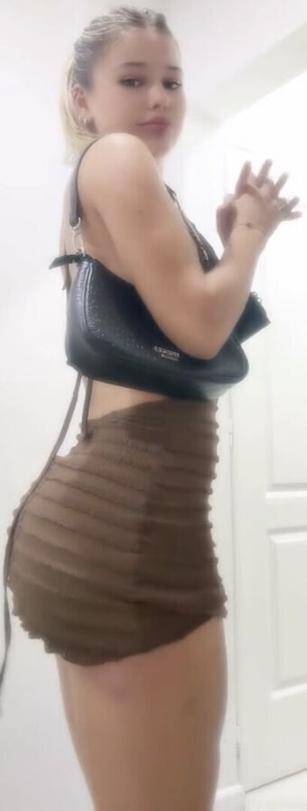 Isabella Sochas Nahé Úniky OnlyFans Fotka 4