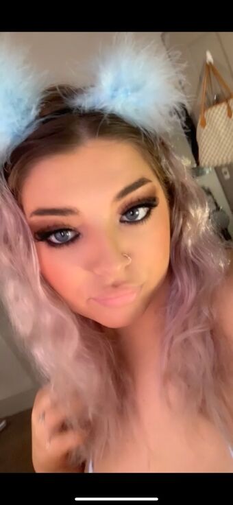 Ithaca Nahé Úniky OnlyFans Fotka 5