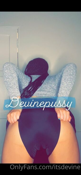itsdevine Nahé Úniky OnlyFans Fotka 13