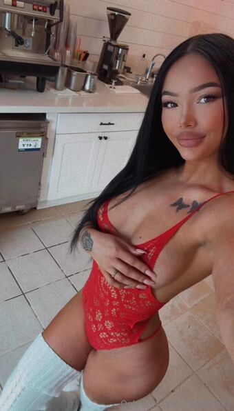 itsmetrinity Nahé Úniky OnlyFans Fotka 14
