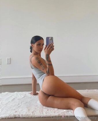 itsmetrinity Nahé Úniky OnlyFans Fotka 20