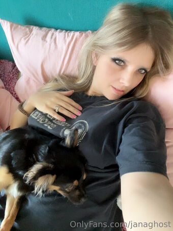 janaghost Nahé Úniky OnlyFans Fotka 7