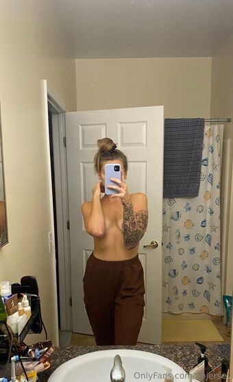 Jersey Nahé Úniky OnlyFans Fotka 12