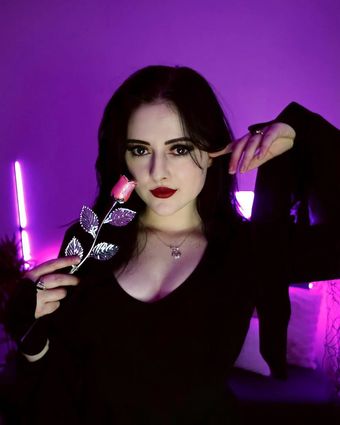 JuicyIris Nahé Úniky OnlyFans Fotka 4