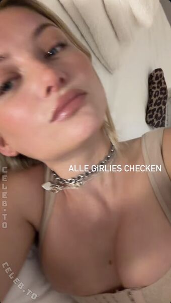 Julia Wulf Nahé Úniky OnlyFans Fotka 326