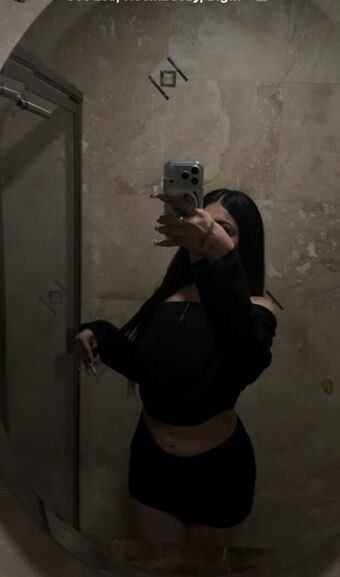 Kassandra Nahé Úniky OnlyFans Fotka 24