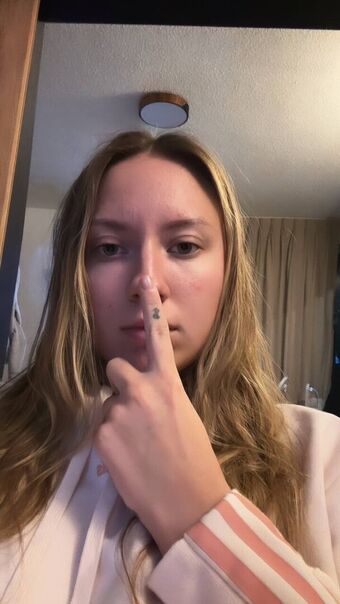 KateV Nahé Úniky OnlyFans Fotka 3