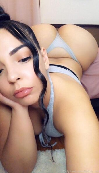 Katvong Nahé Úniky OnlyFans Fotka 20