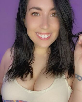 KillshotKitty Nahé Úniky OnlyFans Fotka 16