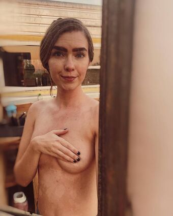 Kruffcorn Nahé Úniky OnlyFans Fotka 2