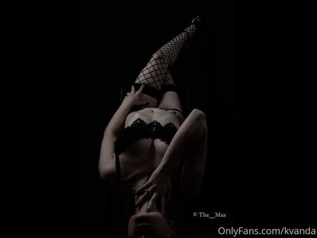 kvanda Nahé Úniky OnlyFans Fotka 5