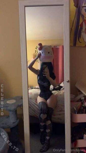 lain.verse Nahé Úniky OnlyFans Fotka 9