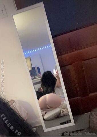 lain.verse Nahé Úniky OnlyFans Fotka 17