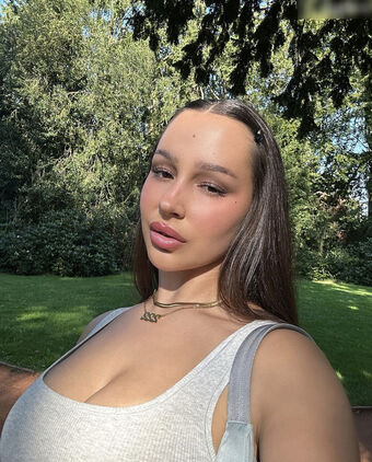 Lara_tepper