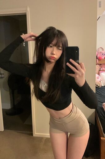 lavenderelfz Nahé Úniky OnlyFans Fotka 2