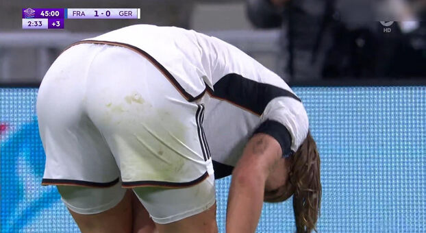 Lena Oberdorf Nahé Úniky OnlyFans Fotka 22